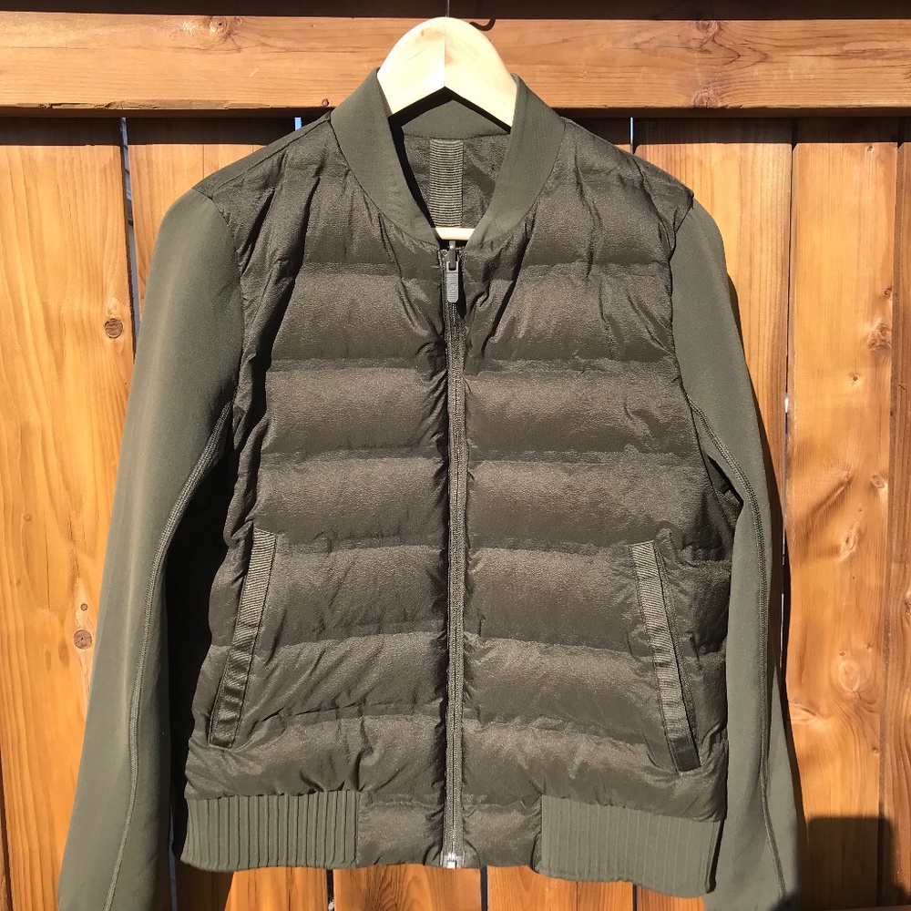 LULULEMON Down and Around Reversible Bomber in Armoury Green Size 8